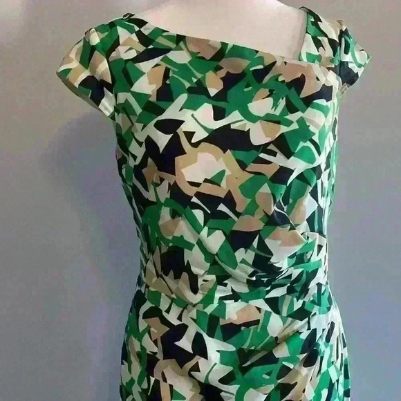 Ann Taylor Geometric Green Dress EUC Size 2 - Picture 3 of 11